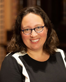 Rabbi Rebecca Rosenthal Headshot