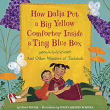 How Dalia Put a Big Yellow Comforter Inside a Tiny Blue Box