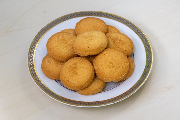 Maamoul, date cookies